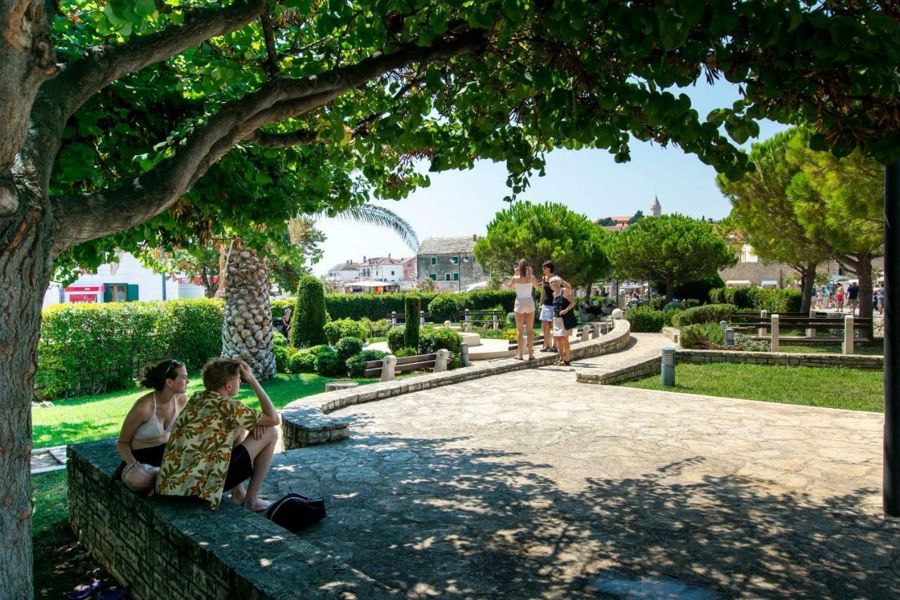 Apartments And Rooms Jakov Primosten Bagian luar foto