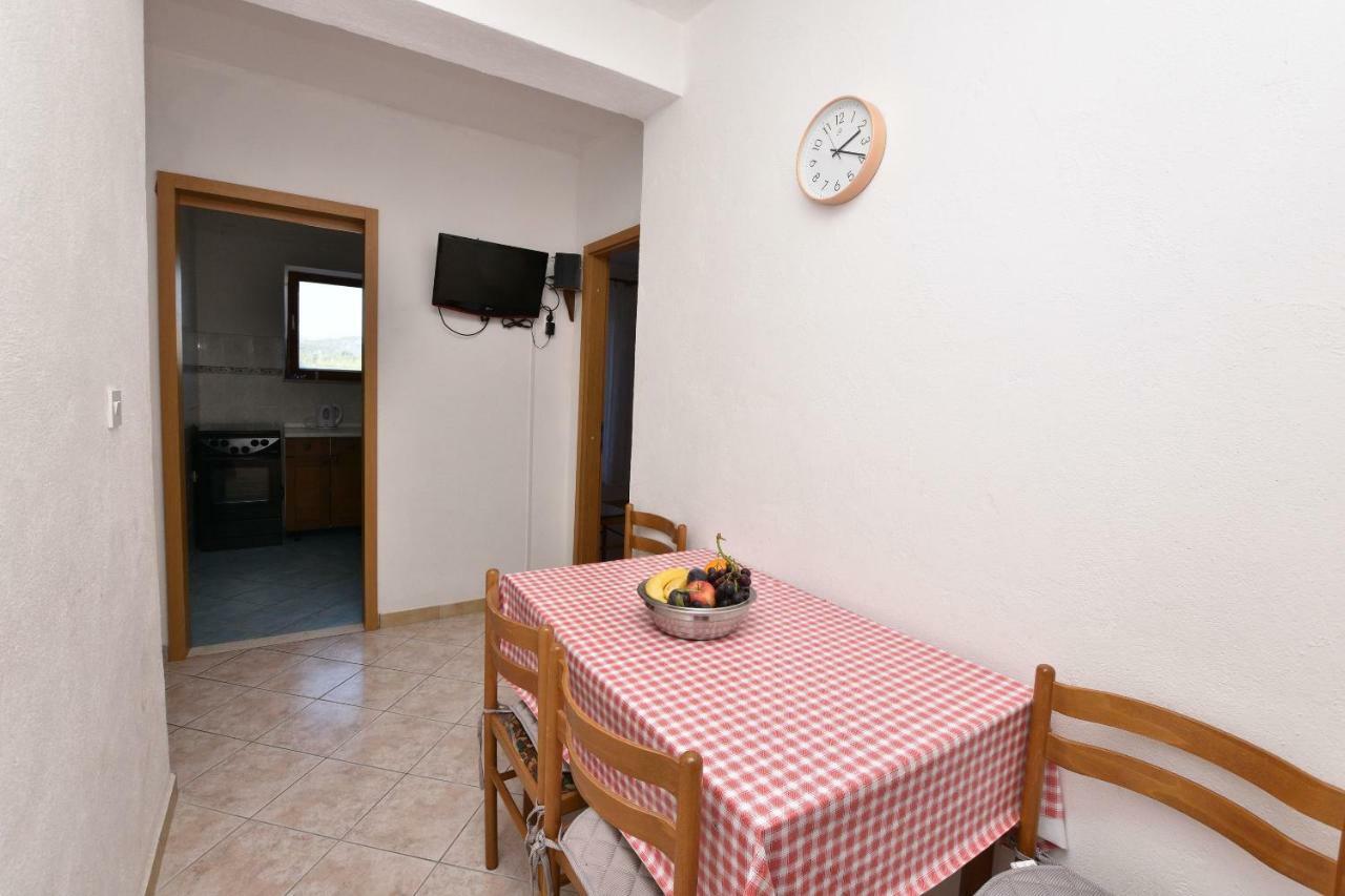 Apartments And Rooms Jakov Primosten Bagian luar foto