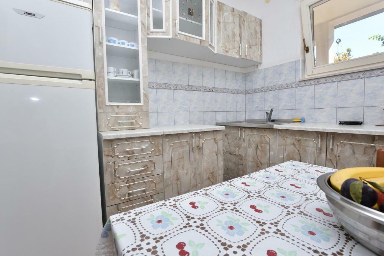 Apartments And Rooms Jakov Primosten Bagian luar foto