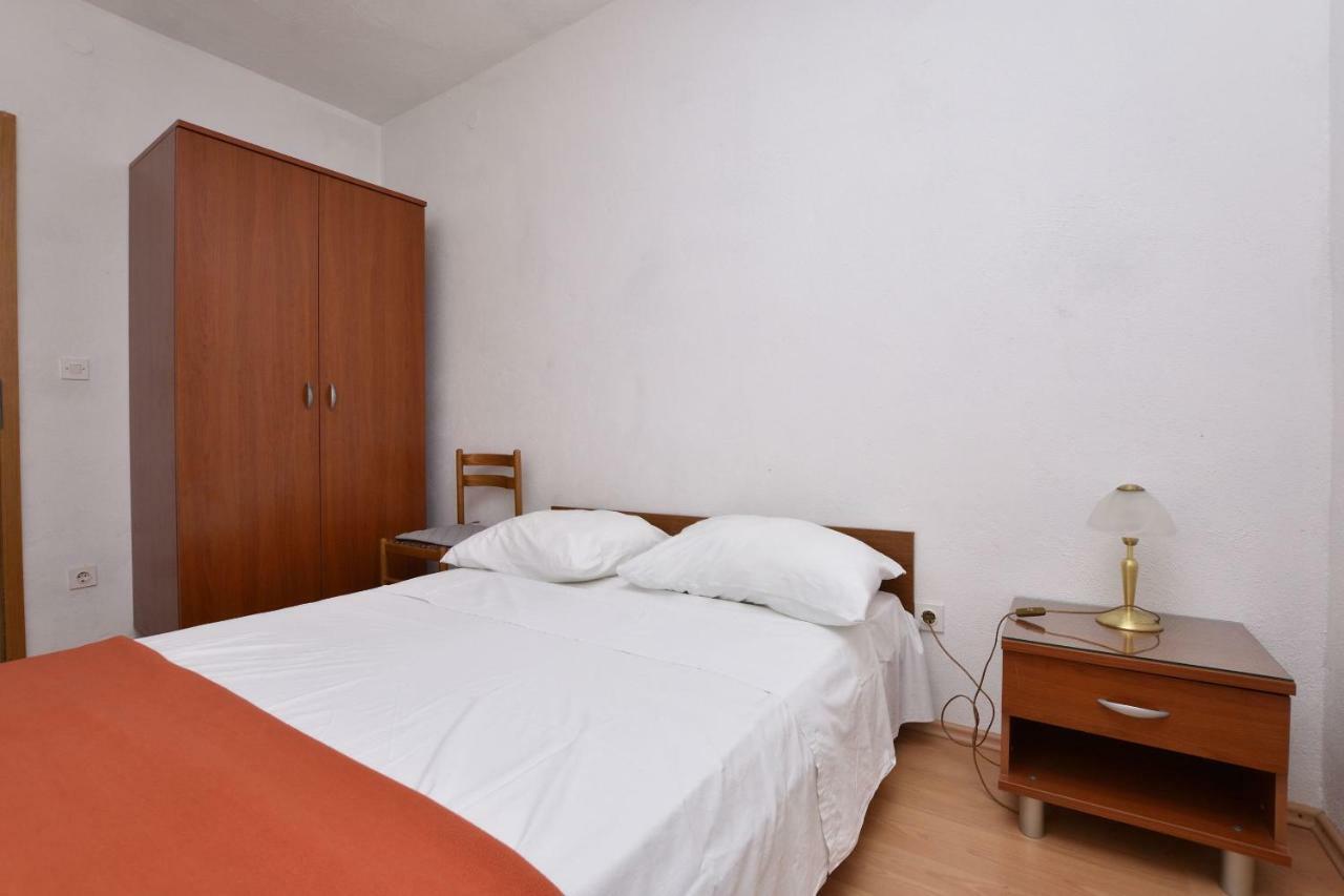 Apartments And Rooms Jakov Primosten Bagian luar foto
