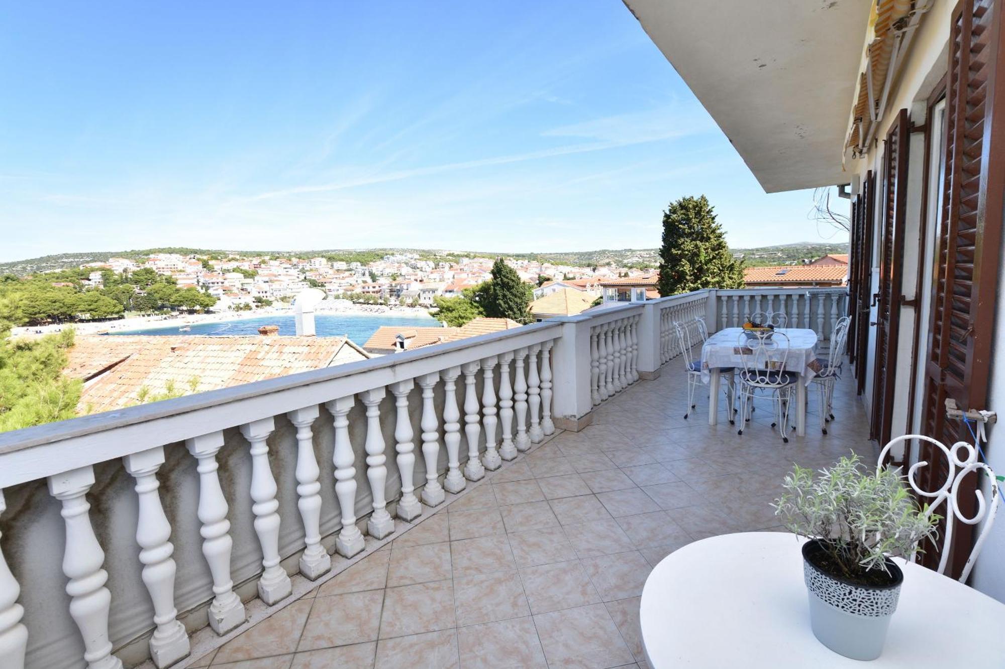 Apartments And Rooms Jakov Primosten Bagian luar foto
